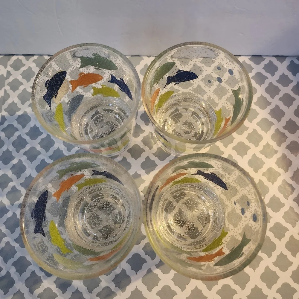 Plastic Fish Cups NWOT